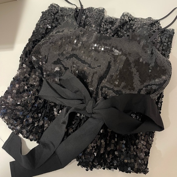 EXPRESS | BLACK SEQUIN MINI COCKTAIL DRESS WITH BLACK WAIST TIE | SIZE XS - Picture 8 of 9